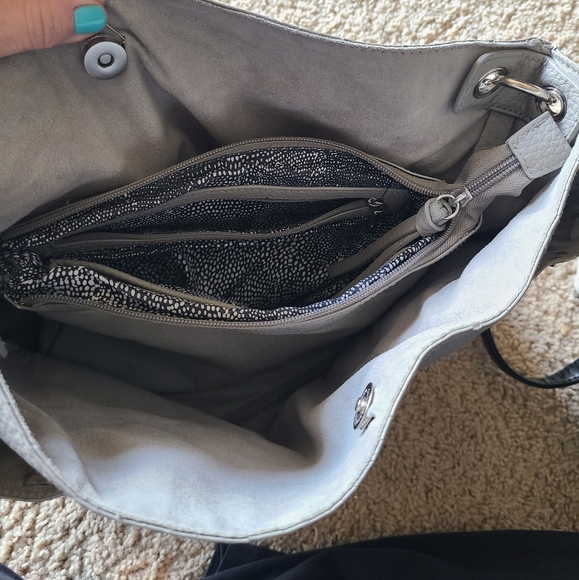 Madden NYC Gray Purse - Picture 2 of 5